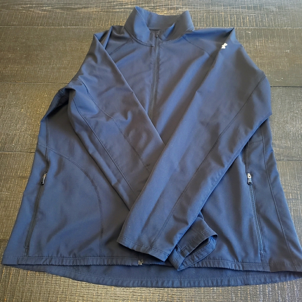 Women's softshell performance jacket